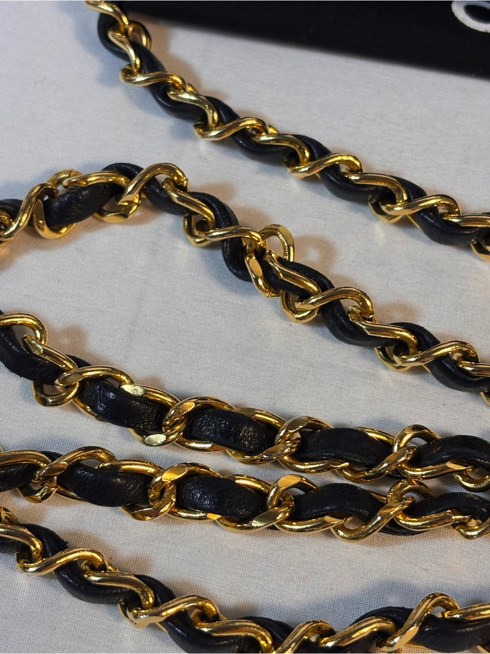 Beautiful Chanel Mini Square Lambskin - Picture 10 of 16